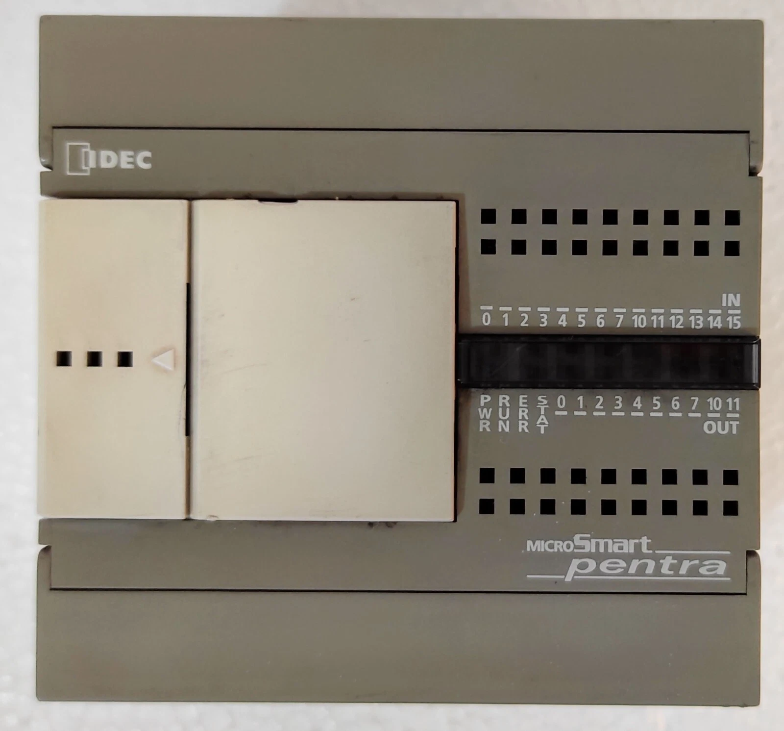 IDEC FC5A-C24R2 MicroSmart Pentra PLC CPU